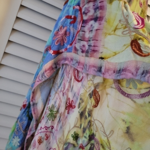 Soft surroundings embroidered open poncho cardigan. - Picture 8 of 13